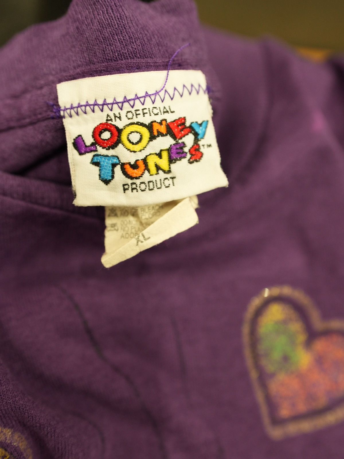 Vintage Vintage 1996 Looney Tunes Tweety Bird Spoil Me Tee Size US XL / EU 56 / 4 - 4 Thumbnail