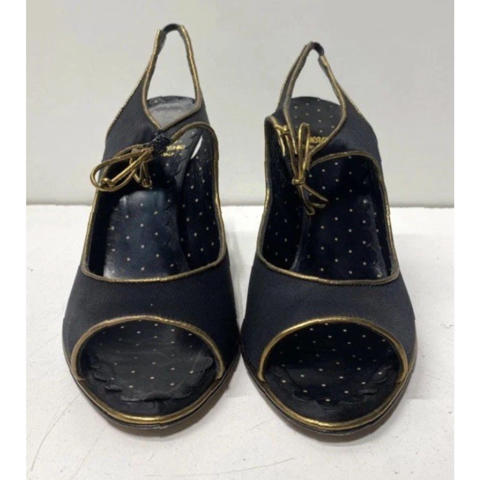 Moschino VINTAGE Moschino Women’s Pump Heels Black/Gold Made In Italy Size 7 Women’s Shoe Style Pump United Gold Black Size US 7 / IT 37 - 2 Thumbnail