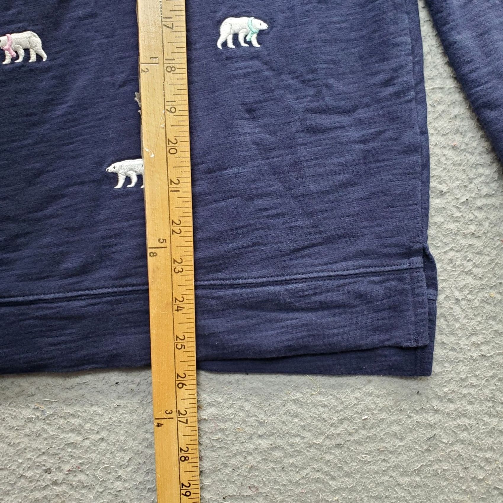 Talbots Talbots Sweatshirt Womens M Navy Knit Embroidered Polar Bear Pullover Side Slit Casual Pullover Size M / US 6-8 / IT 42-44 - 4 Thumbnail