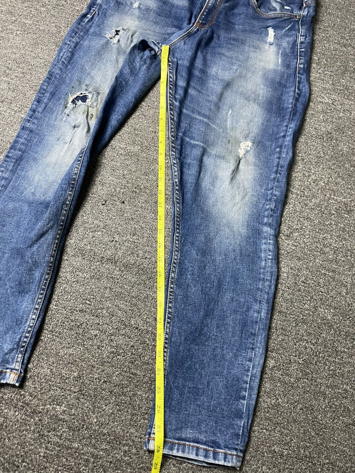 Designer × Vintage × Zara Vintage ZARA Men’s Ripped Jeans (91) Size US 33 - 6 Thumbnail