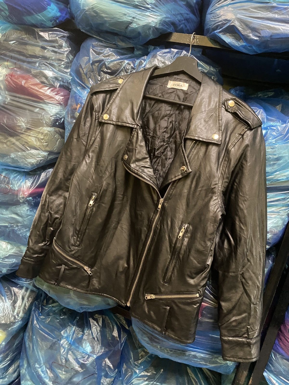 Other Vintage 2011 DORA Black Leather Biker Jacket Quilted Lining Size US S / EU 44-46 / 1 - 3 Thumbnail