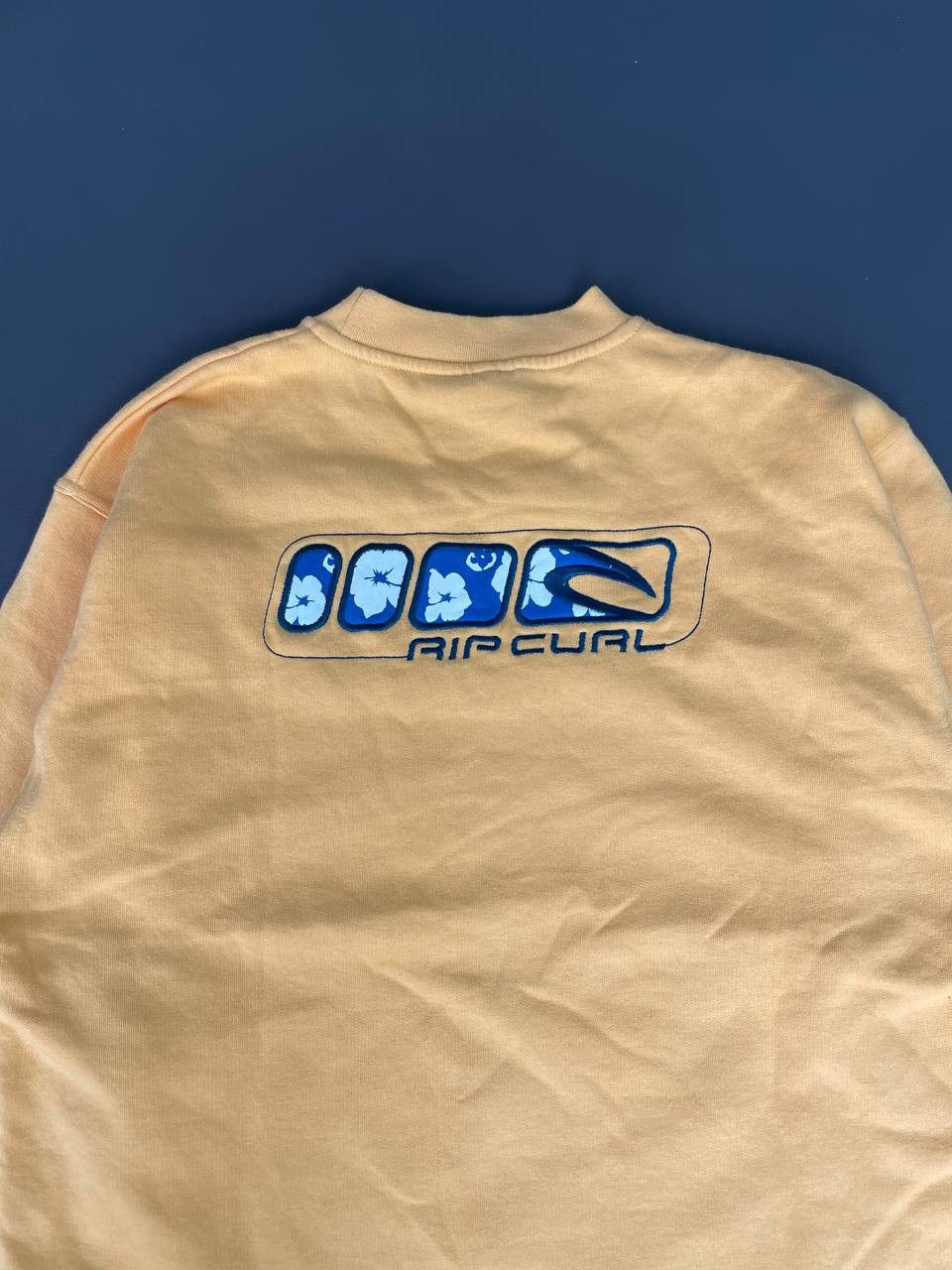 Japanese Brand × Rip Curl Vintage 90s Rip Curl Embroidered Logo Surf Style Sweatshirt Size US S / EU 44-46 / 1 - 9 Thumbnail