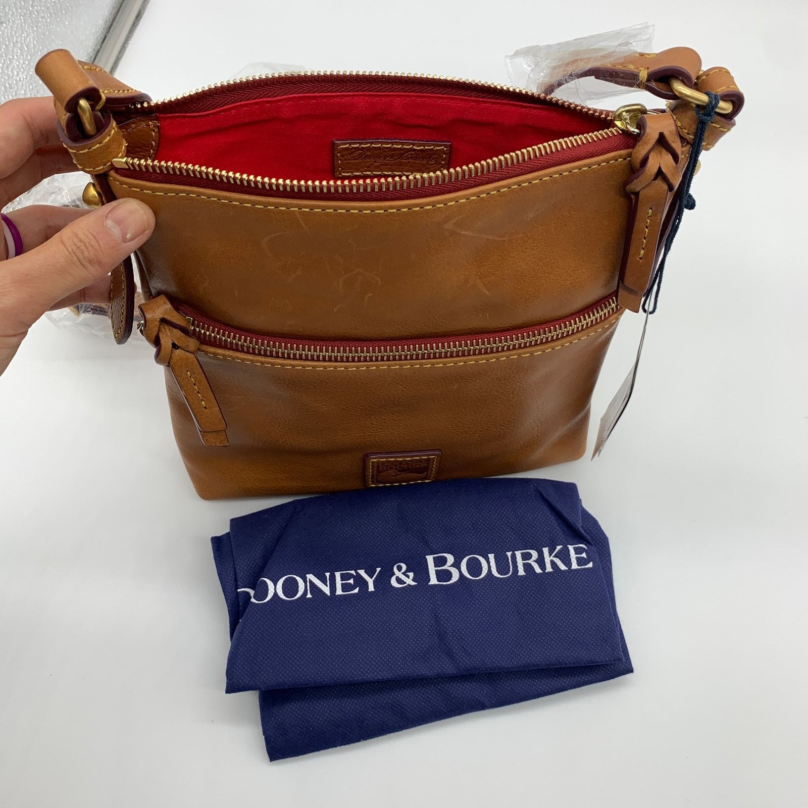 Dooney & Bourke Dooney & Bourke Leather Crossbody Purse Letter Carrier Size ONE SIZE - 17 Thumbnail