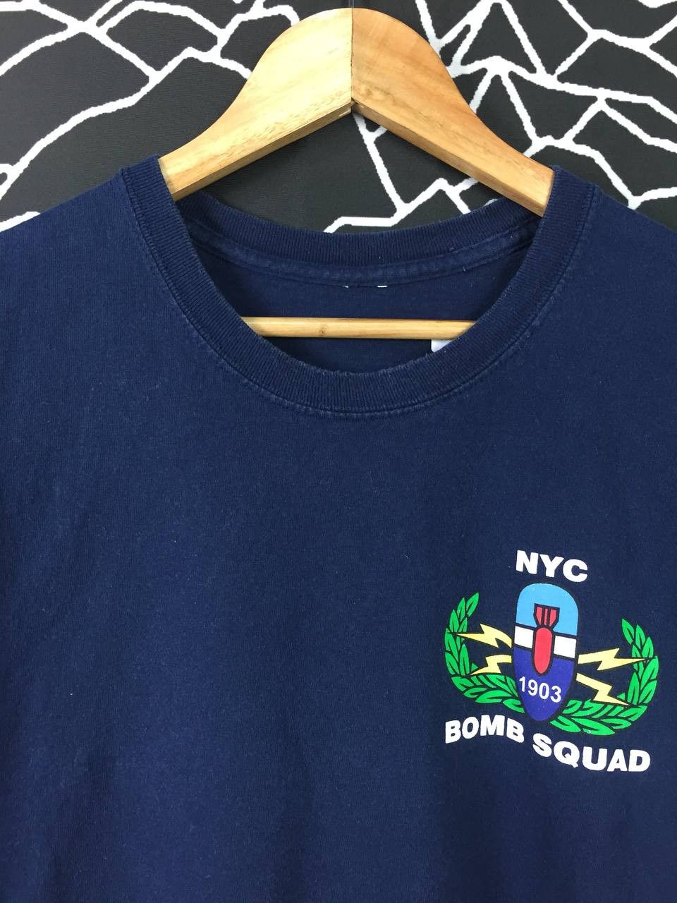 Vintage Vtg NYPD Bomb Squad Lady Liberty Graphic Tactical Tee Size US L / EU 52-54 / 3 - 5 Thumbnail