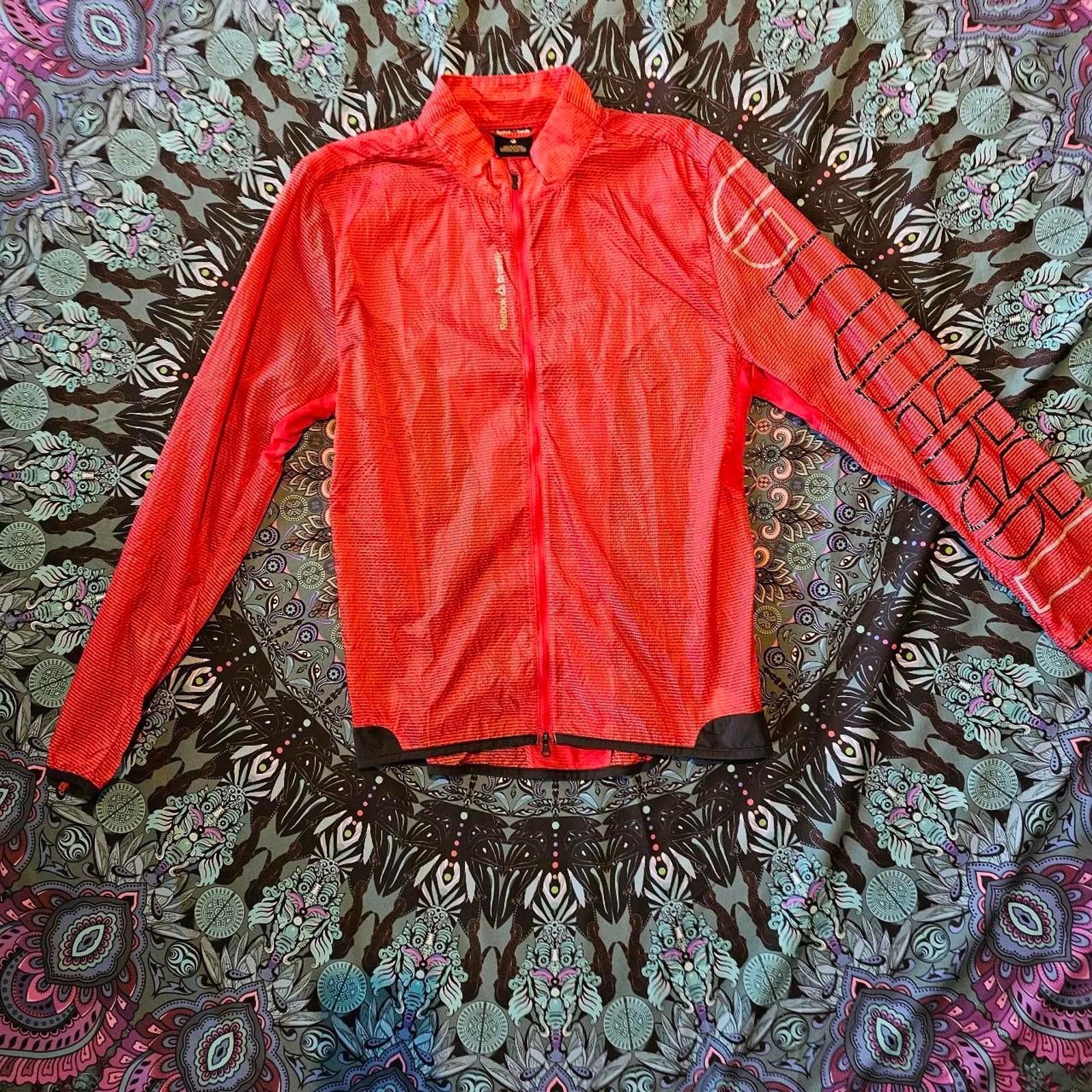 Reebok Reebok Women's Black and Red Sheer Rain Crossfit Jacket Size S / US 4 / IT 40 - 1 Thumbnail