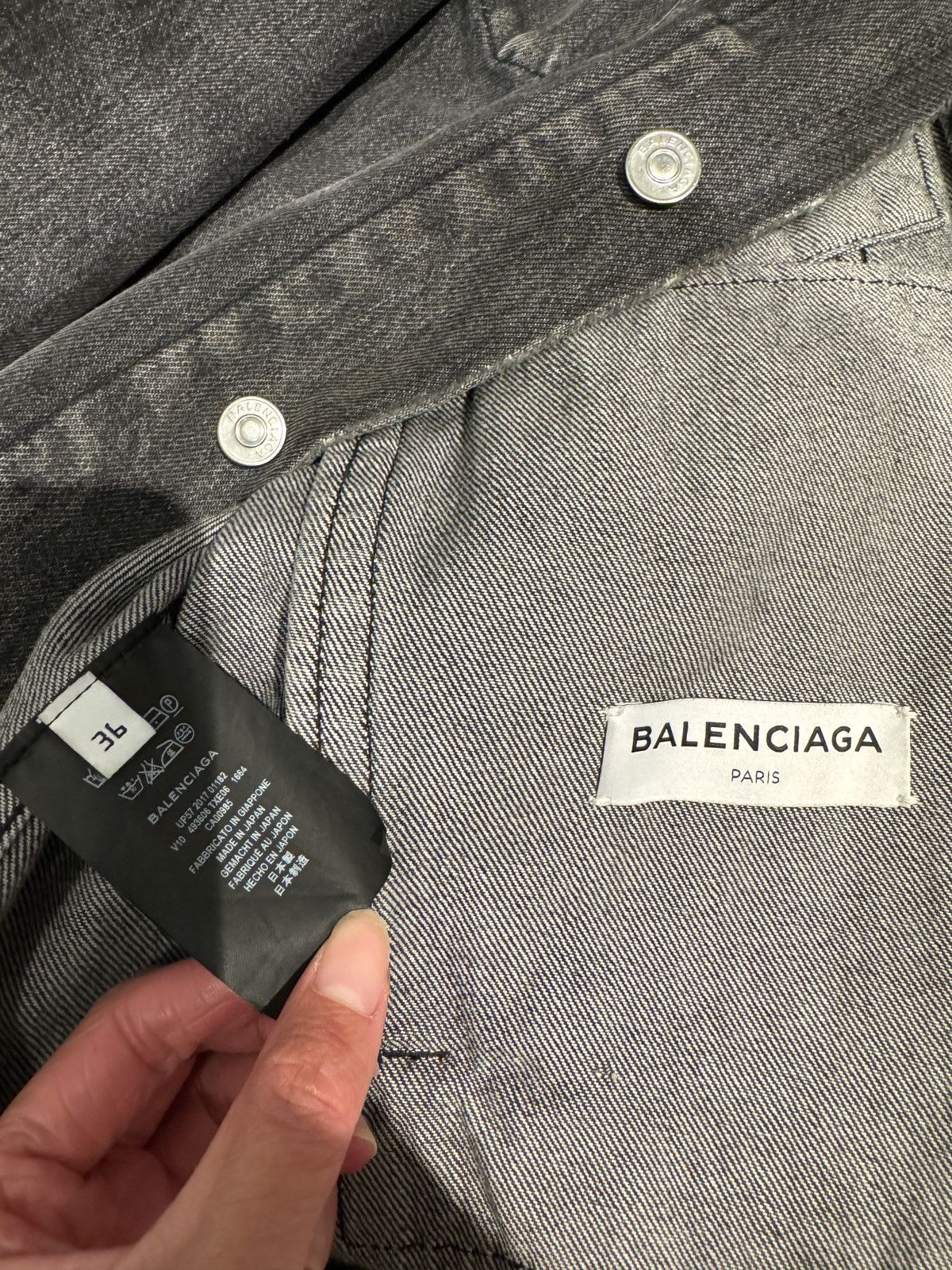 Balenciaga Balenciaga Oversized Embroidered Denim Jacket - FR36 Size XS / US 0-2 / IT 36-38 - 3 Thumbnail