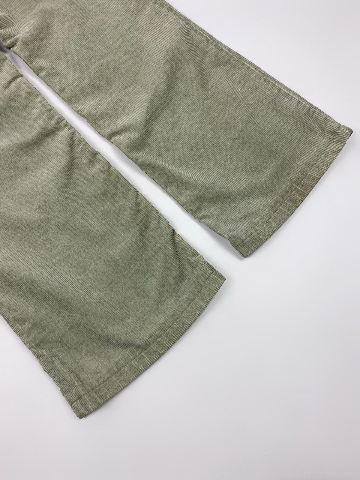 Levi's 1970’s Levi’s White Tab Bell Bottom Corduroy Flares Pants Size US 31 - 20 Thumbnail