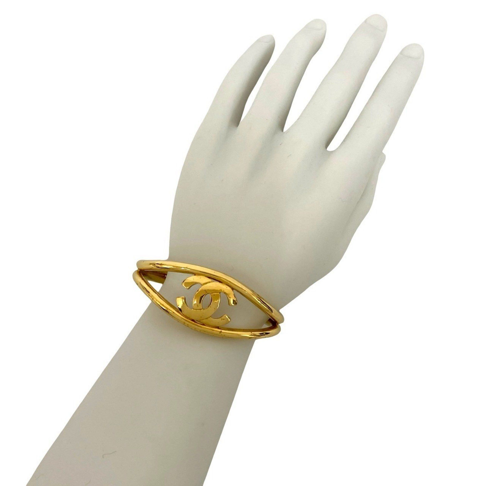 Chanel CHANEL Vintage Coco Mark Bangle Bracelet Gold 02633 Size ONE SIZE - 1 Thumbnail
