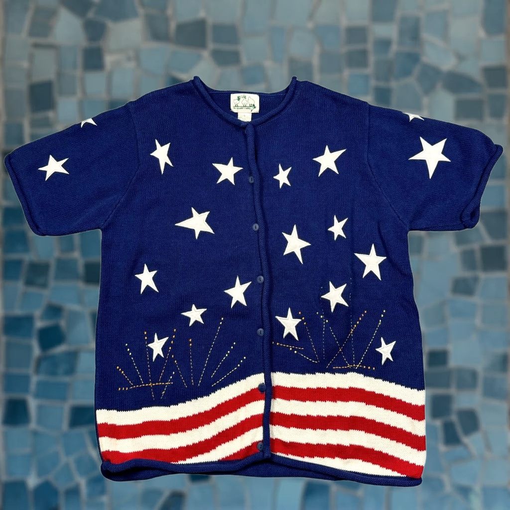 Quacker Factory USA Sweater Vintage Men's L Knit Embroidered Stars Stripes Short Sleeve 4th July Cardigan Cotton Blend Regular Sailor Blue 90s Patriotic Mens Size US L / EU 52-54 / 3 - 1 Thumbnail