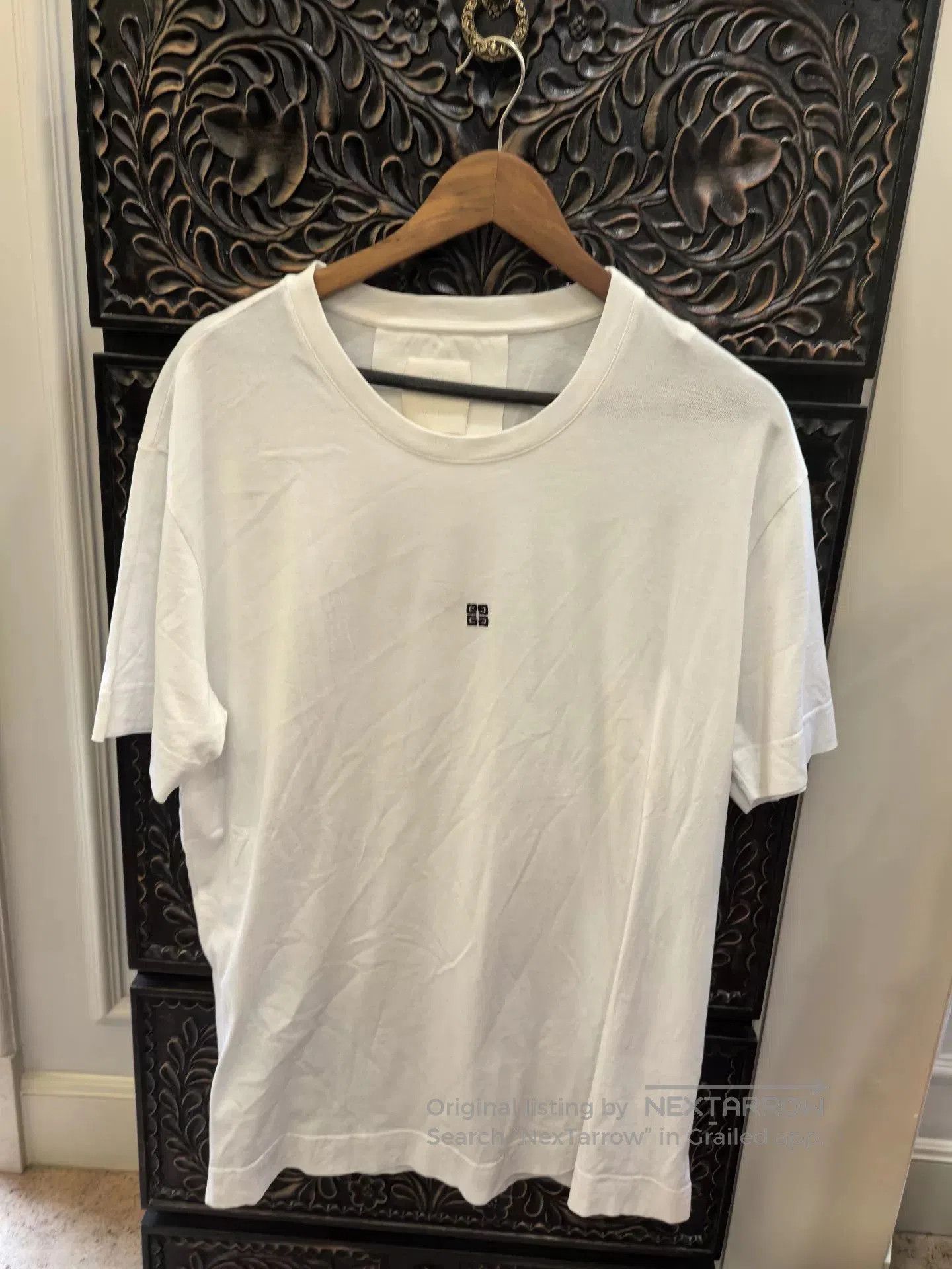 Givenchy Givenchy White Logo Crewneck Short Sleeve T. Size US L / EU 52-54 / 3 - 1 Thumbnail