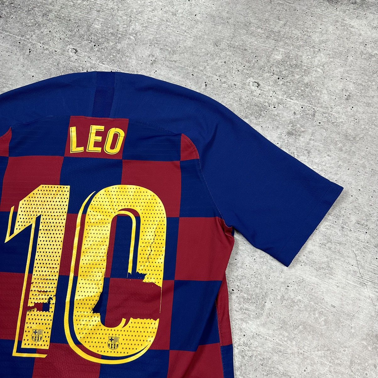 Other Nike Barcelona Shirt Home Soccer Jersey 2019-20 Leo Messi 10 Size US M / EU 48-50 / 2 - 14 Thumbnail