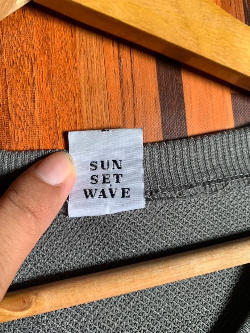 Vintage Vintage Sun Set Wave Surf skateboard Size US L / EU 52-54 / 3 - 8 Thumbnail