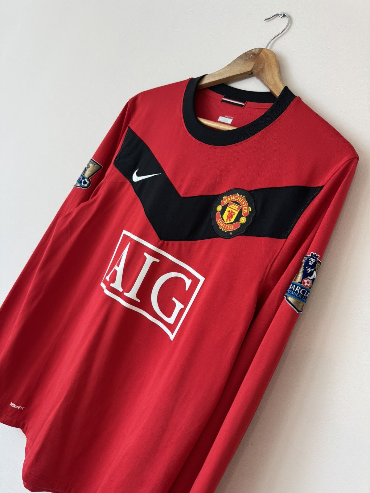 Nike Vintage Manchester United 2009-2010 Home Soccer Jersey Shirt Size US M / EU 48-50 / 2 - 6 Thumbnail