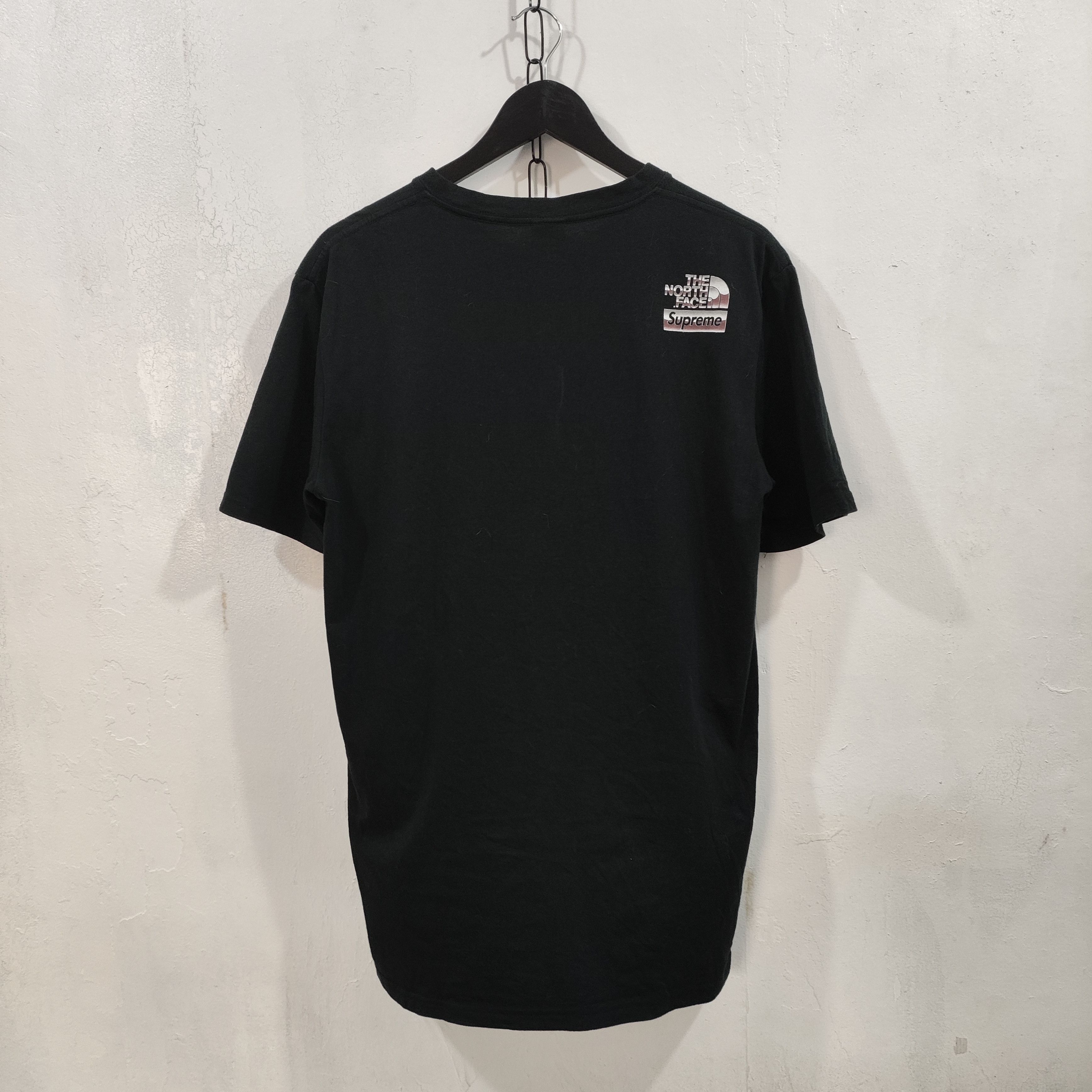 Supreme × The North Face Authentic Supreme x The North Face Metallic Logo Size US L / EU 52-54 / 3 - 2 Thumbnail