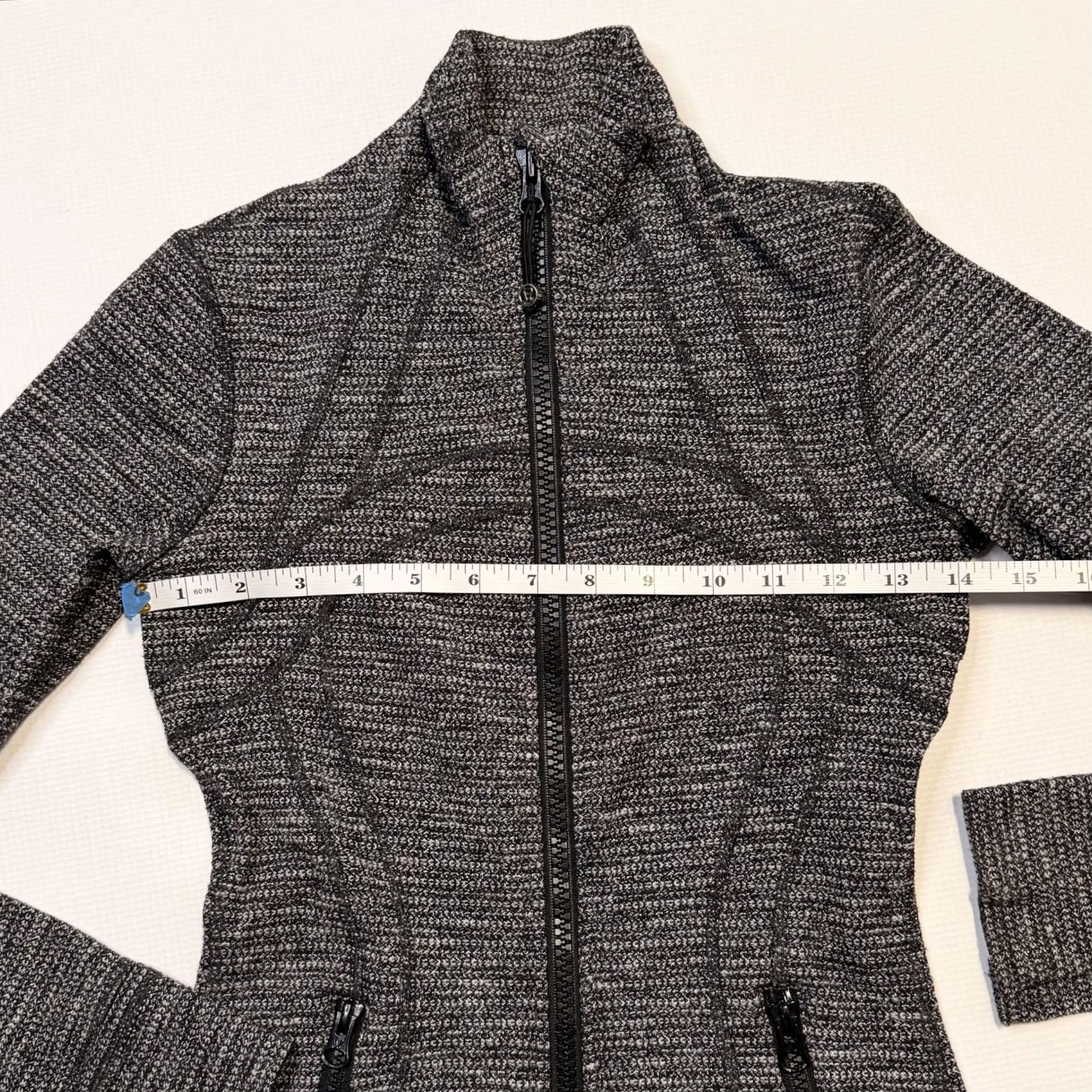 Lululemon Lululemon Define Jacket Womens 2 Gray Flecked Full Zip Track Thumbholes Athletic Jacket Women Size 2 Gray Flecked Reflective Pockets Zip Short Sleeve? Size XS / US 0-2 / IT 36-38 - 5 Thumbnail