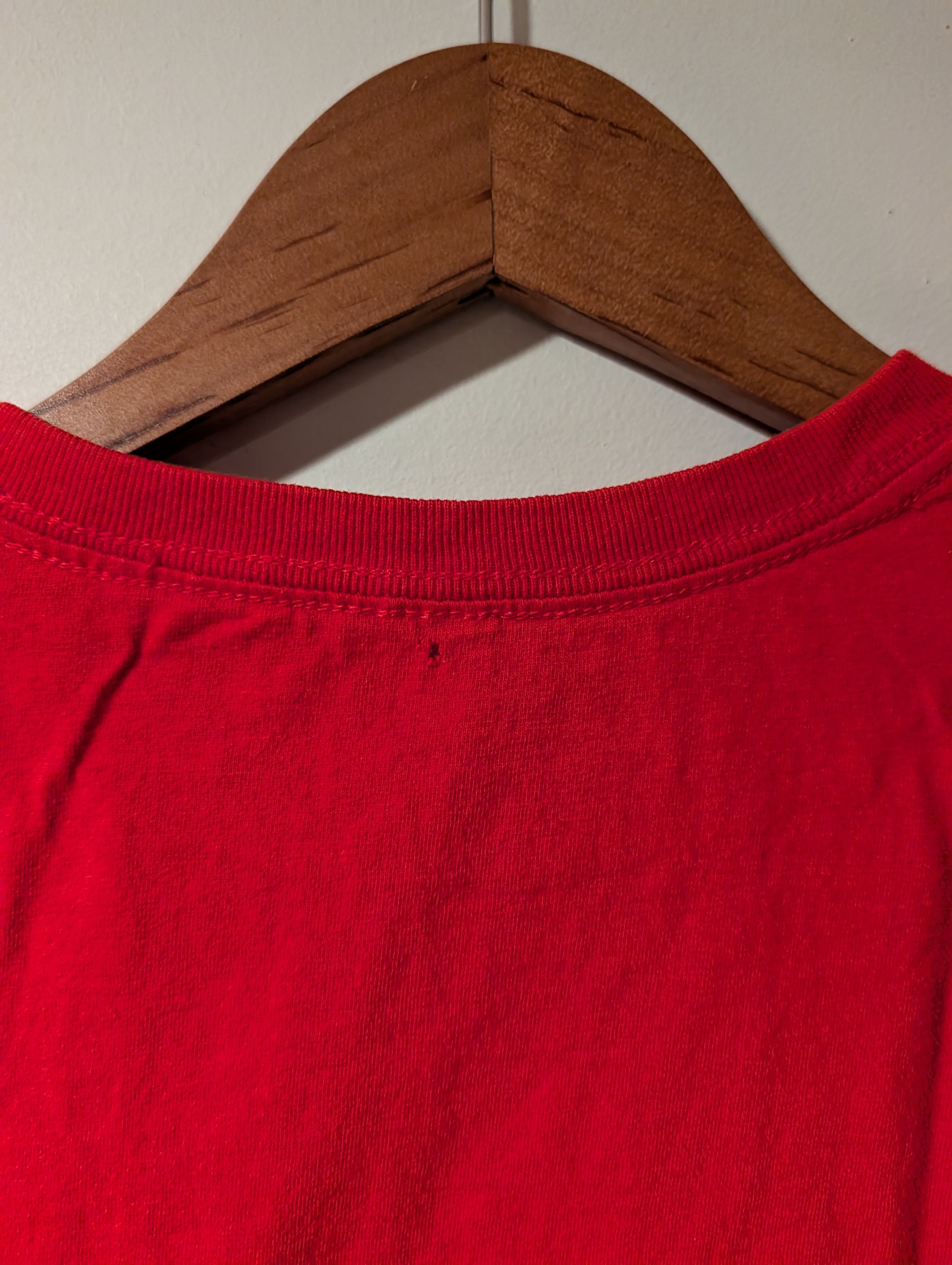 Band Tees Taylor Swift Shirt 2013 Small Red Tour Band Concert T-Shirt Size US S / EU 44-46 / 1 - 5 Thumbnail