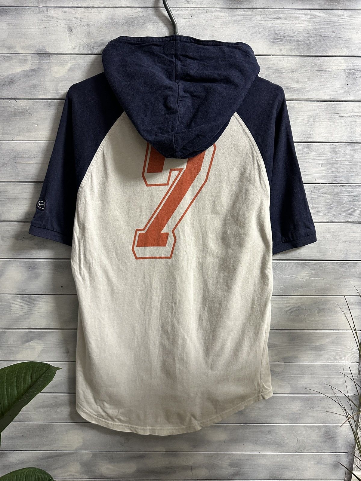 Nike × Vintage Rare Vintage Hood T-Shirt Nike Track Athletic Since 1972 Size US M / EU 48-50 / 2 - 8 Thumbnail