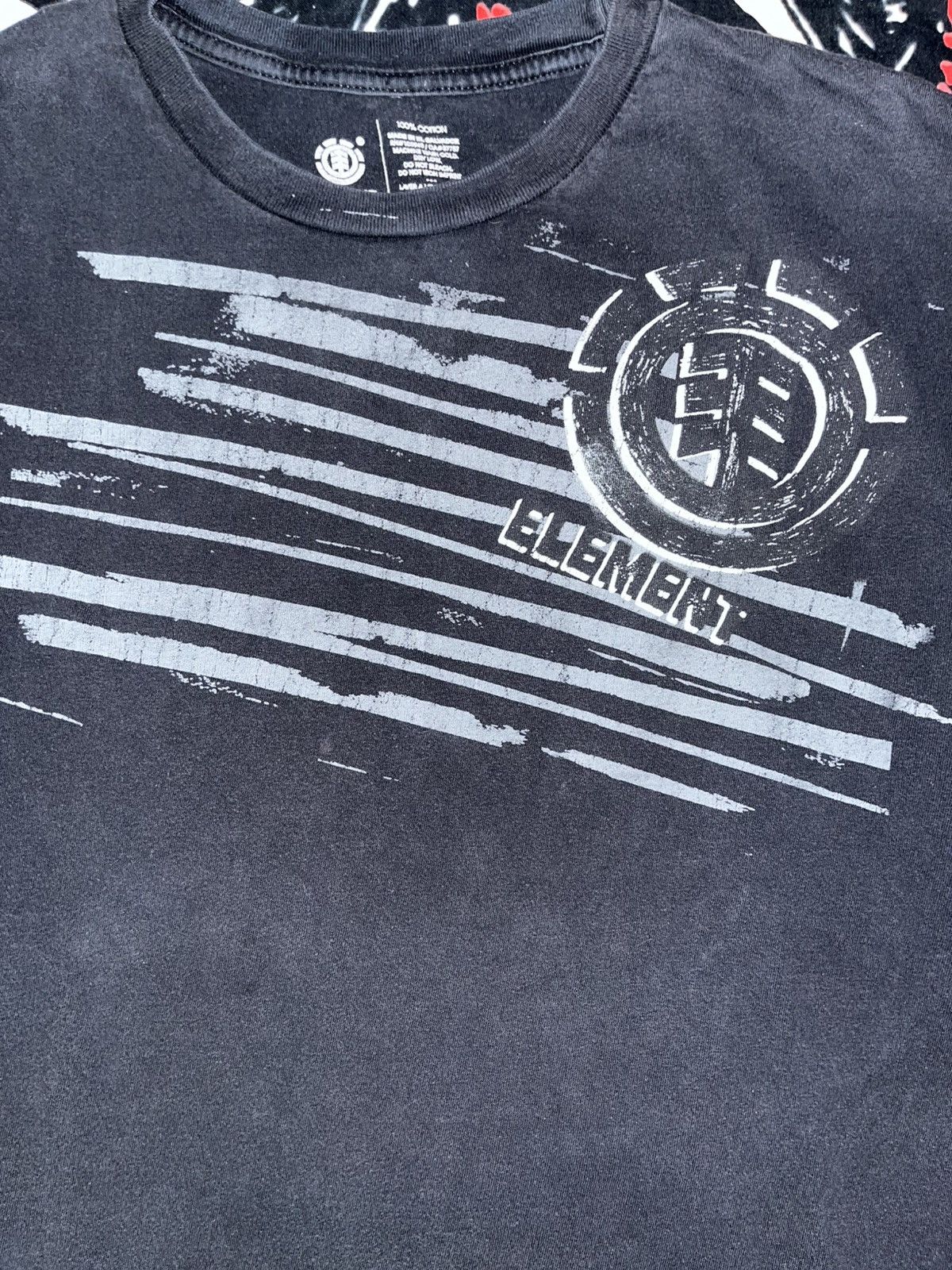 Other Crazy Y2K Faded Thrashed Grunge Punk ERD Element Skater Tee Size US XL / EU 56 / 4 - 2 Thumbnail