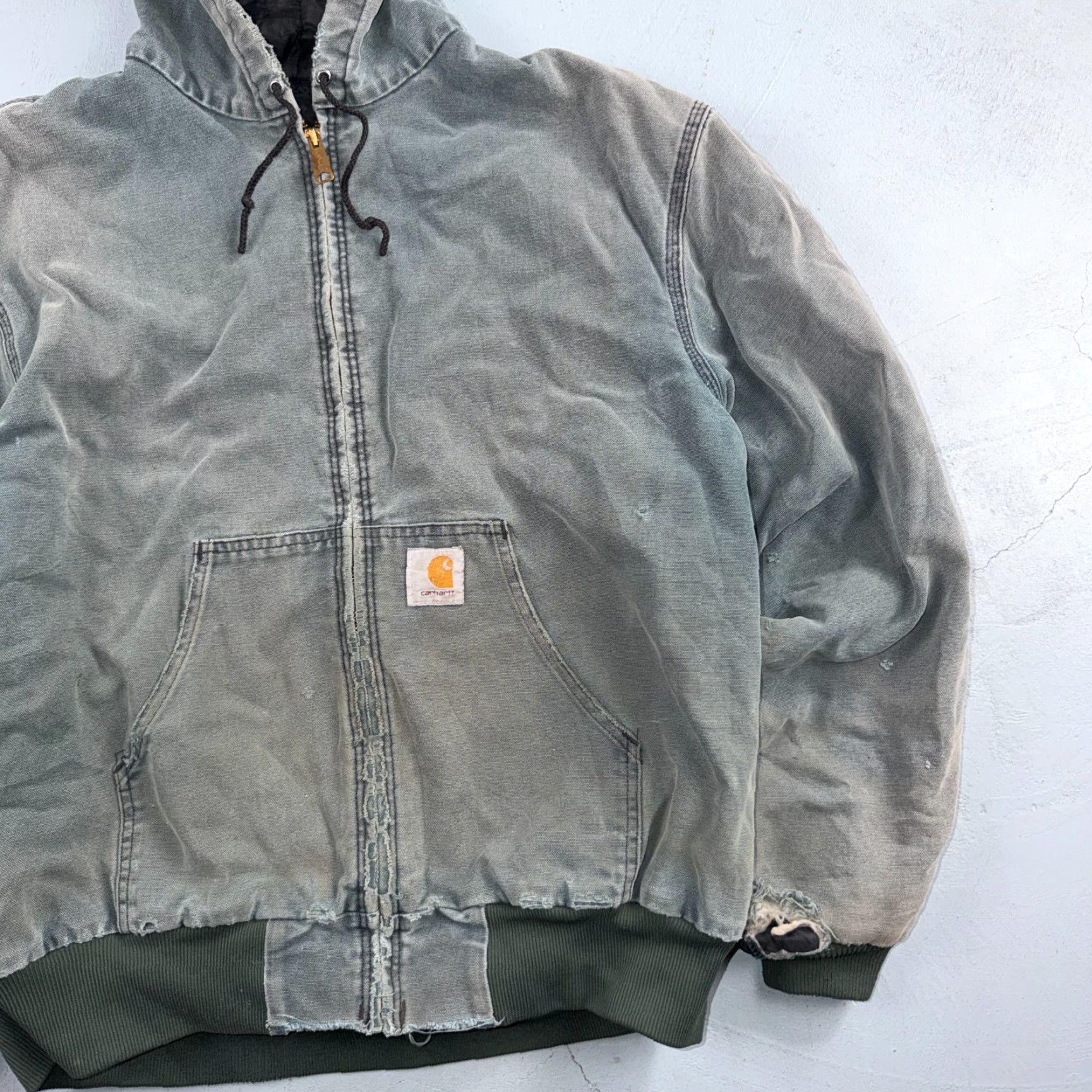 Carhartt VINTAGE Carhartt Jacket Hooded Olive Green Cotton Quilted Men L Green 90s Y2K Mens Size US L / EU 52-54 / 3 - 2 Thumbnail