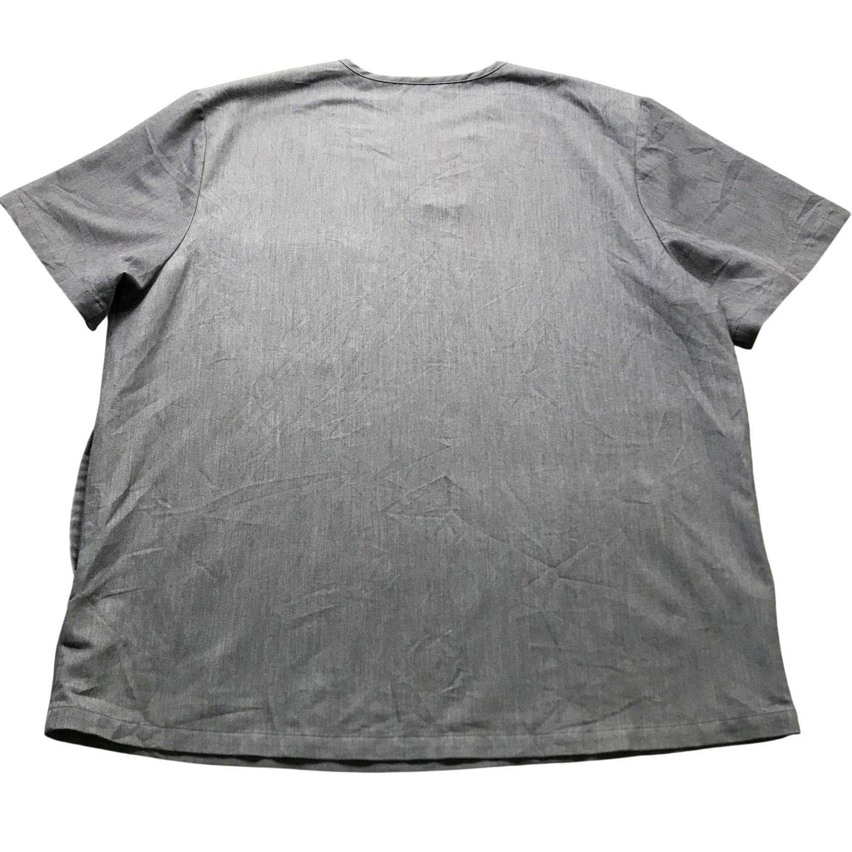 Vintage FIGS Technical Collection Scrub Top Shirt Mens 2XL Short Sleeve Gray V-Neck Pocket Scrub Top Medical Shirts TM3000 Size US XXL / EU 58 / 5 - 2 Thumbnail