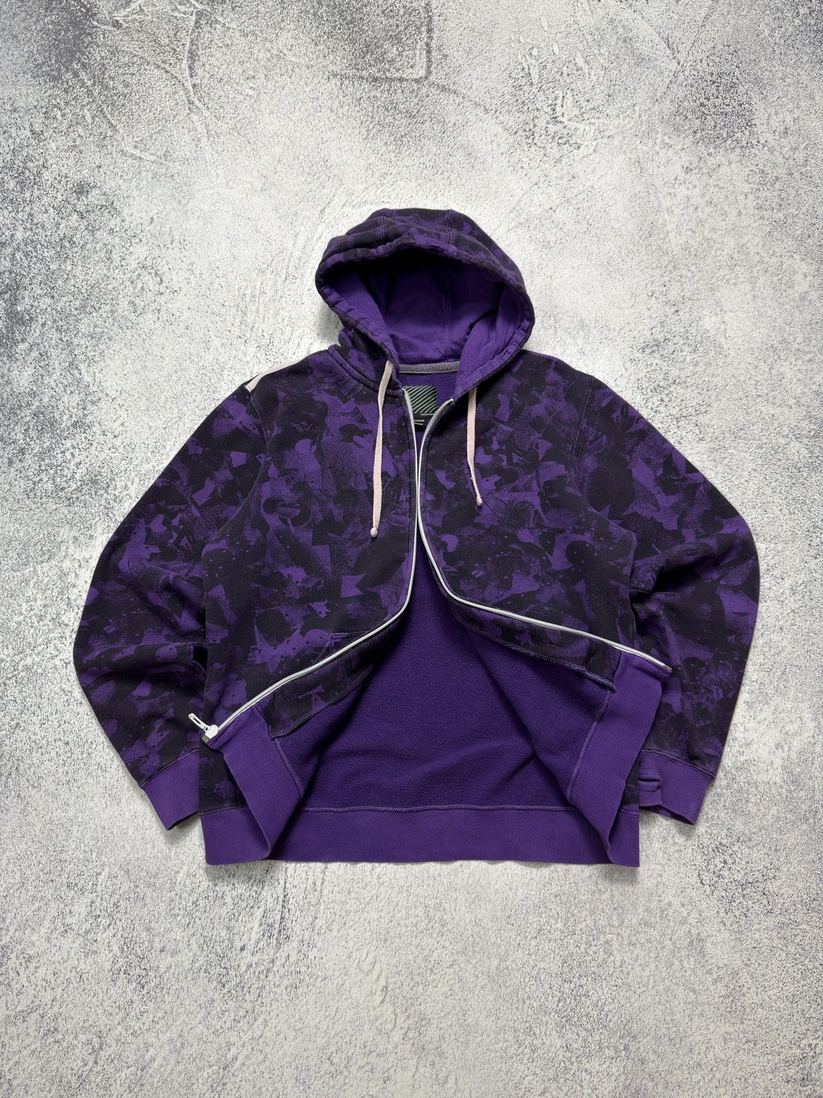 Oakley VINTAGE OAKLEY ALL OVER PRINT PURPLE ZIP UP HOODIE Y2K Size US L / EU 52-54 / 3 - 11 Thumbnail