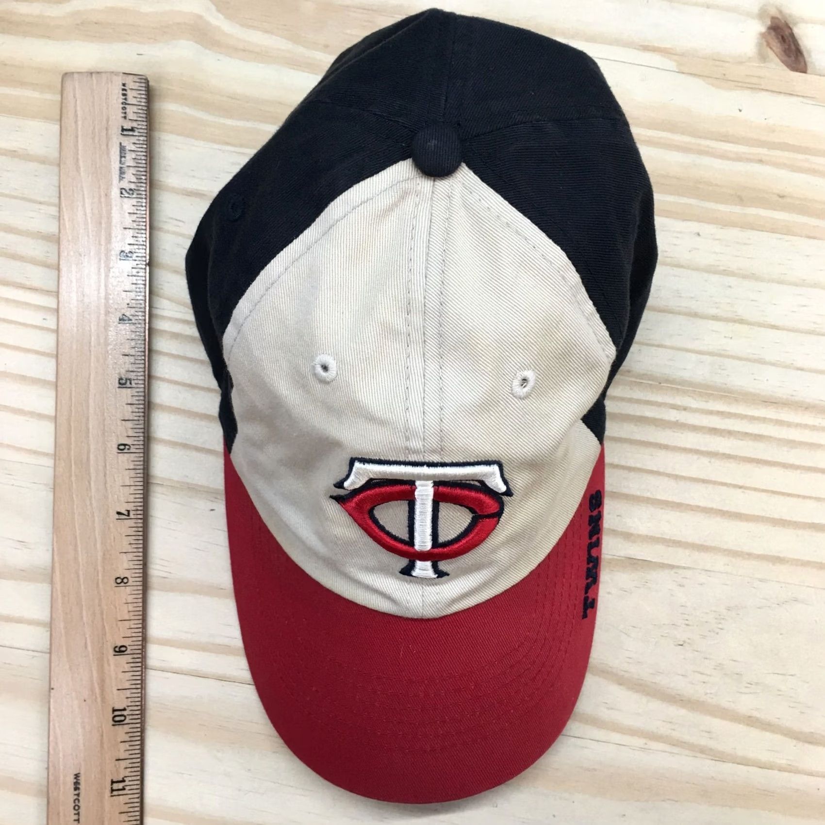 Twins Genuine Merchandise Minnesota Twins Baseball Cap Hat Mens One SizeBlue Cap, Adjustable, Breathable, Lightweight Fans Fave Vintage? No (One Size) Size ONE SIZE - 3 Thumbnail