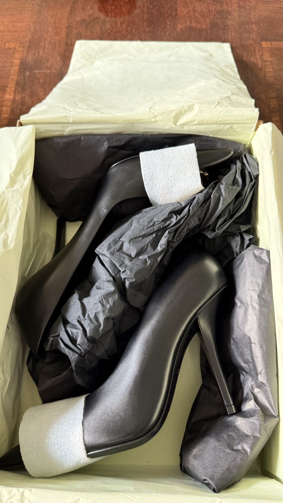 Burberry Burberry Heel Size US 6.5 / IT 36.5 - 2 Thumbnail