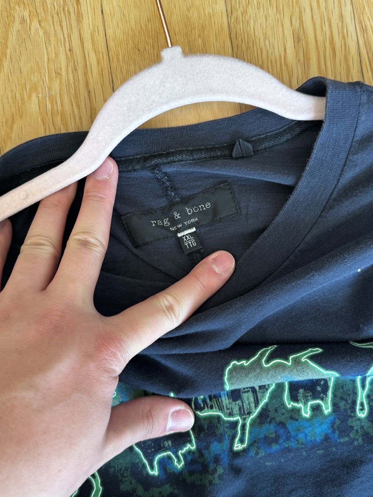 Rag & Bone rag & bone New York Neon Bulls Graphic Tee Navy XXL Size US XXL / EU 58 / 5 - 3 Thumbnail
