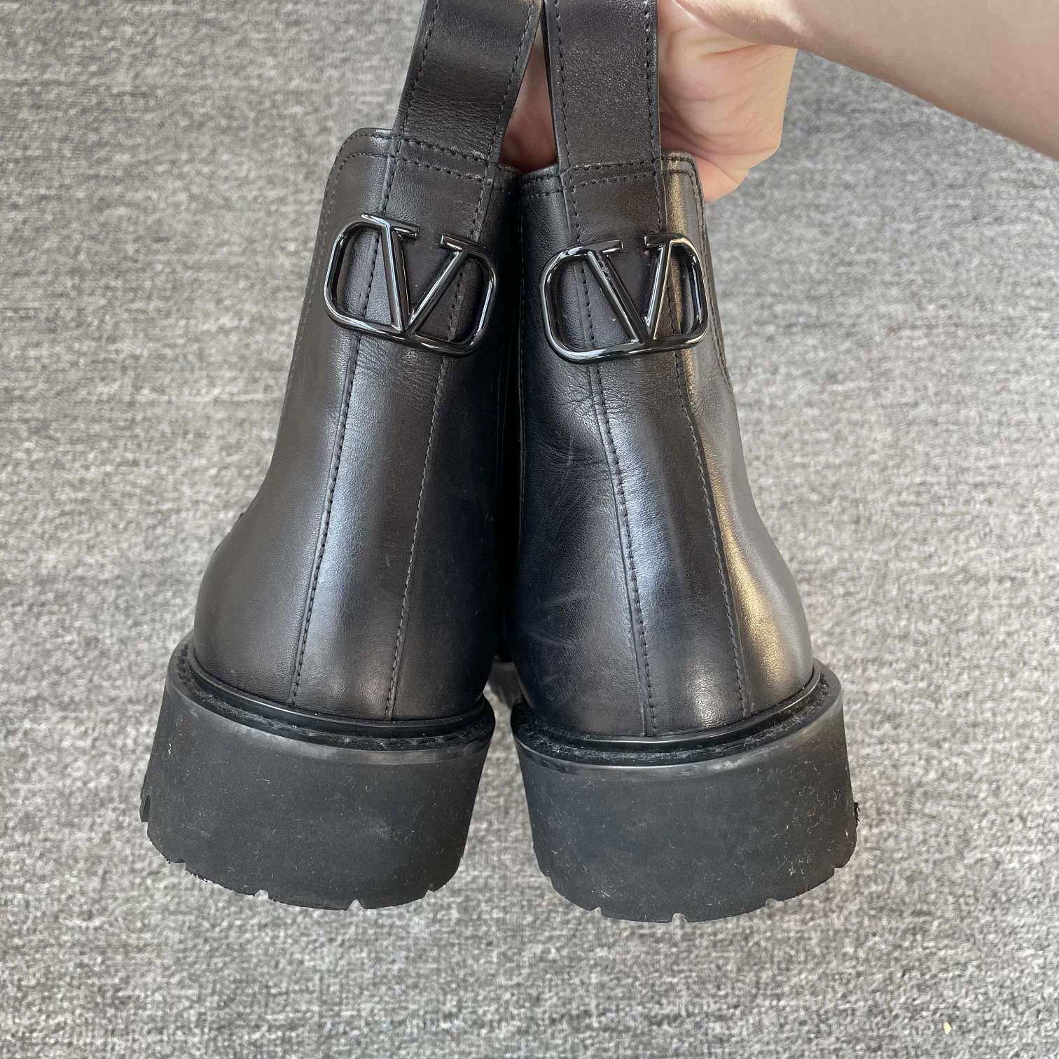 Valentino Valentino men's black short boots 44 MINT Size US 11 / EU 44 - 4 Thumbnail