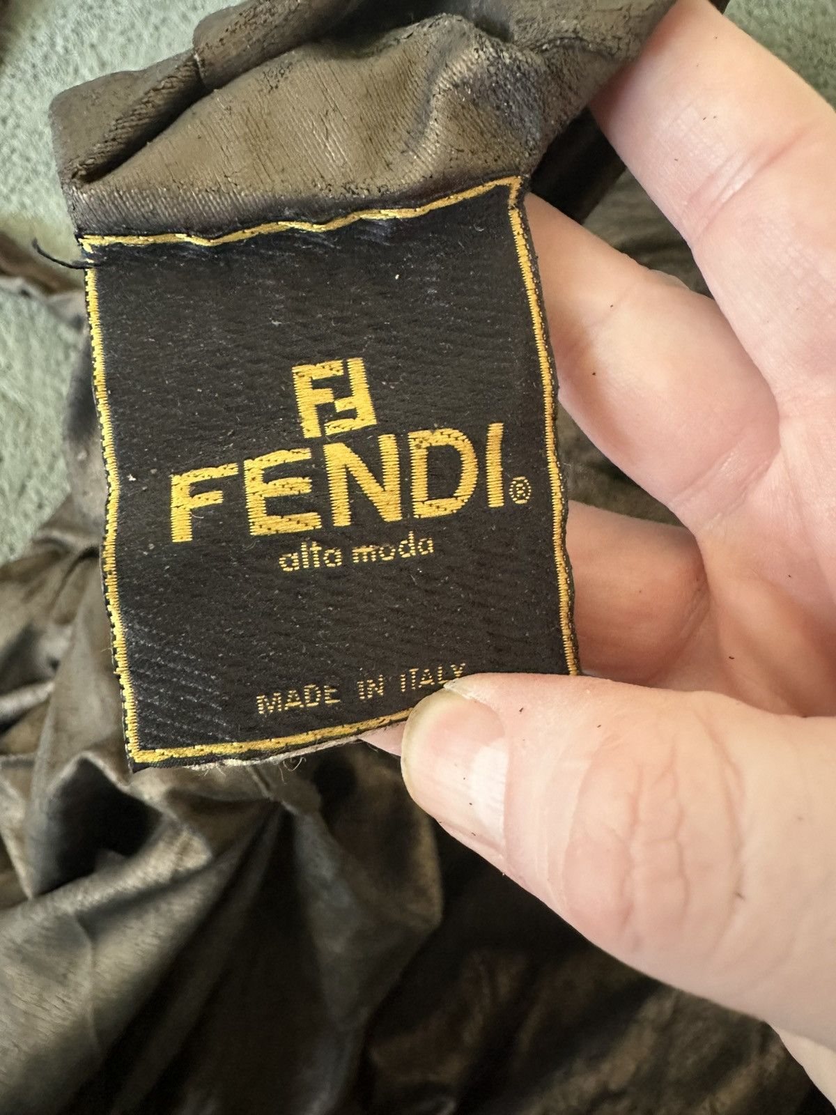 Fendi Archive Fendi Fall 1995 Fur Coat Karl Lagerfeld Vintage Size S / US 4 / IT 40 - 5 Thumbnail