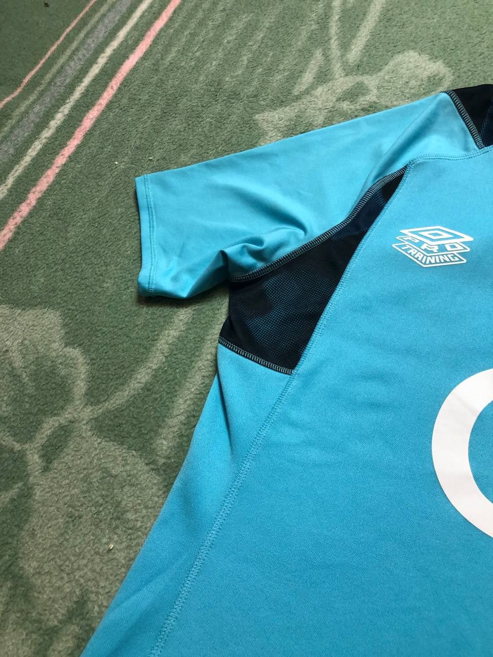 Umbro Umbro Jersey Size US L / EU 52-54 / 3 - 10 Thumbnail