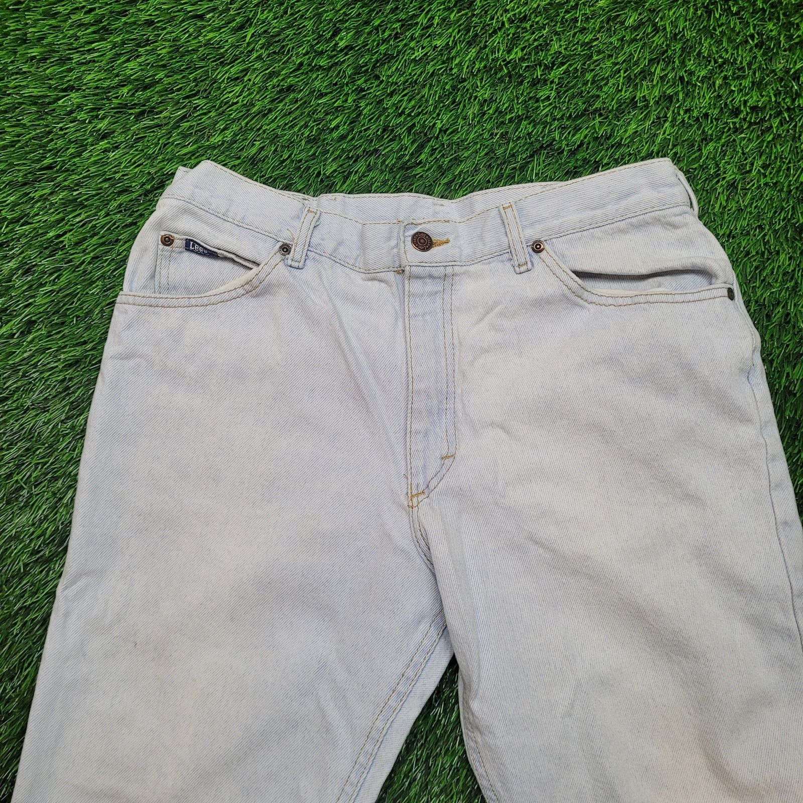 Lee VTG 90s Lee Jeans 34x28 Straight Leg Mid Rise Relaxed Fit Size US 34 / EU 50 - 2 Thumbnail
