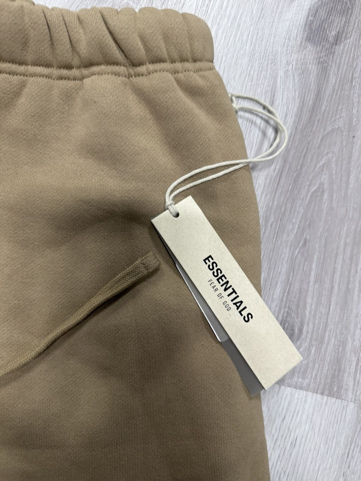 Essentials Tan XXS Essentials Shorts Size US 28 / EU 44 - 3 Thumbnail
