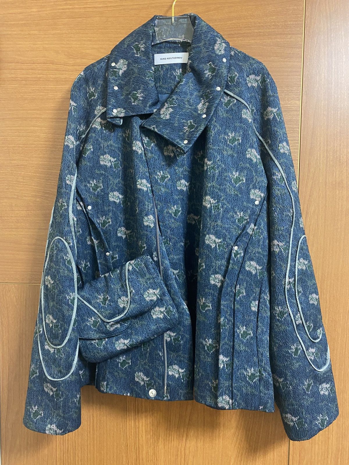 Kiko Kostadinov kiko kostadinov 24AW CHALICE JACKET W BAG - FLORAL JACQUARD Size US S / EU 44-46 / 1 - 1 Thumbnail