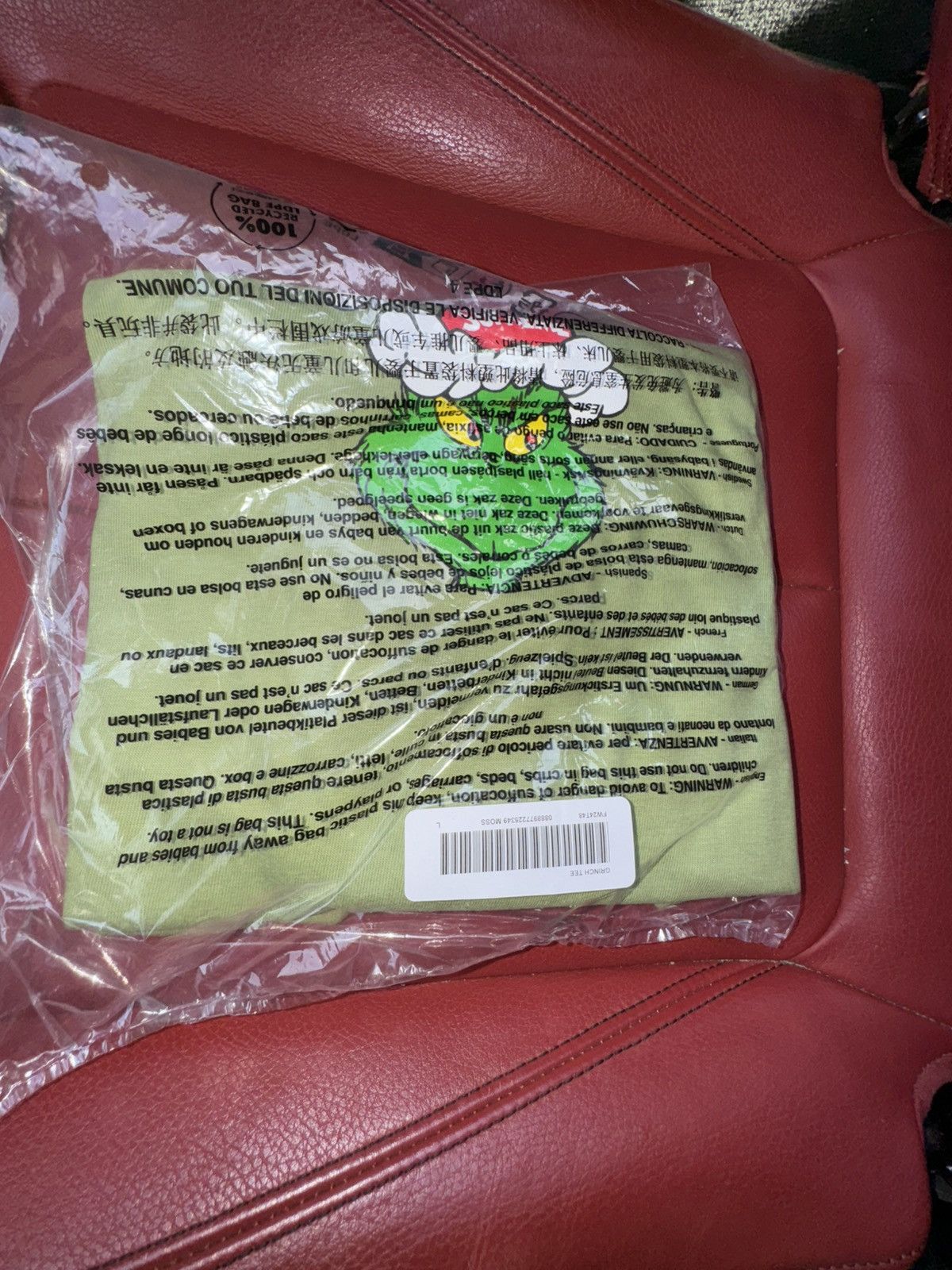 Supreme Supreme Grinch tee Size US L / EU 52-54 / 3 - 1 Thumbnail
