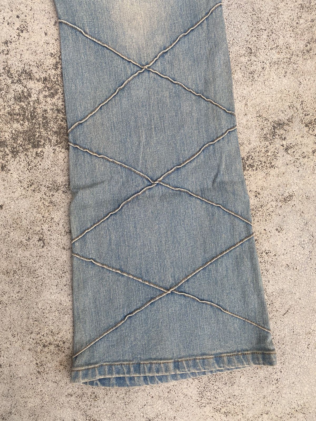 If Six Was Nine × Japanese Brand × Uniqlo Flare Jeans Uniqlo Hagi Mud Clawmark Bootcut Size US 28 / EU 44 - 17 Thumbnail