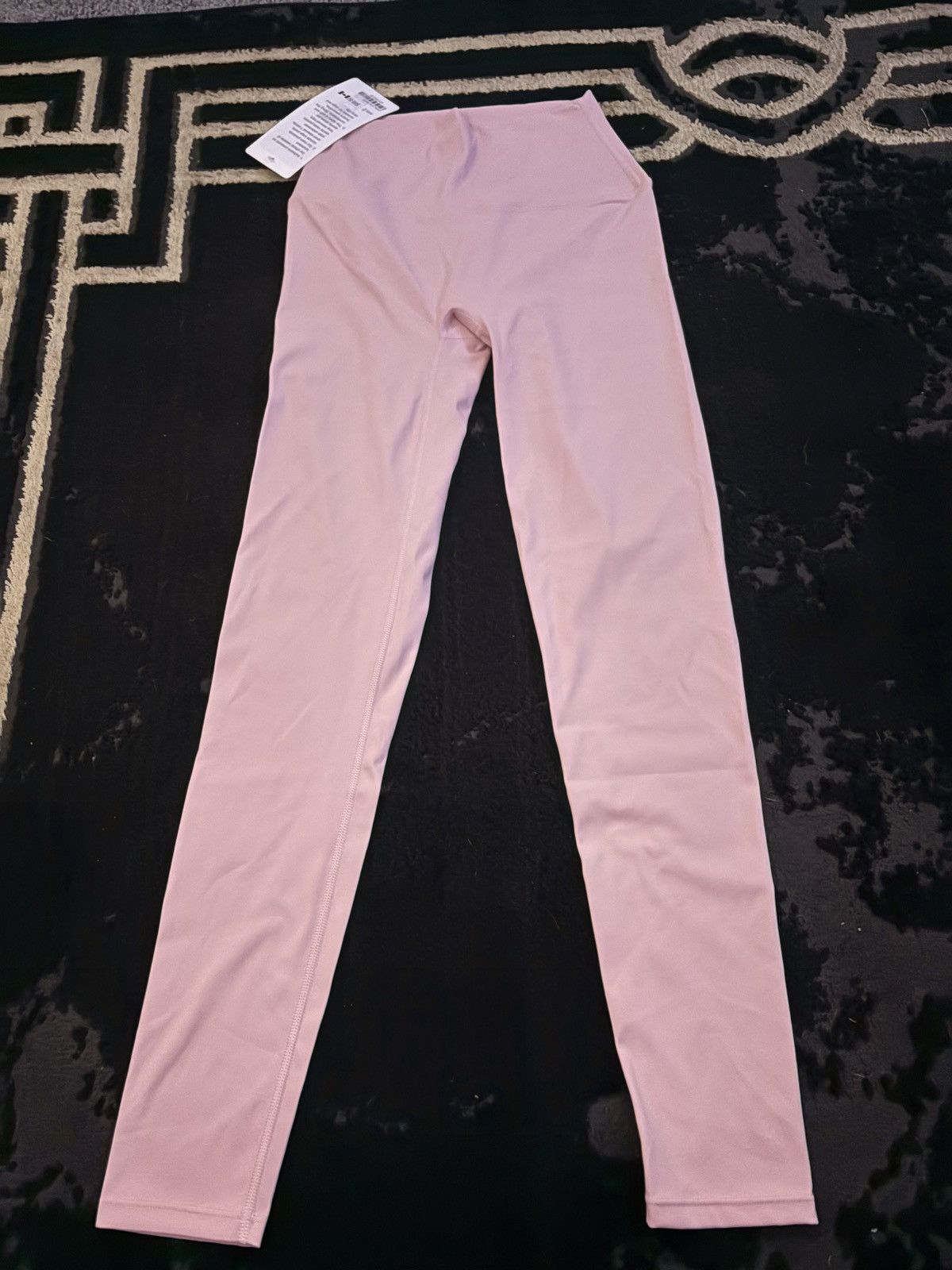 Lululemon Size 2 Full pink set Size S / US 4 / IT 40 - 4 Thumbnail
