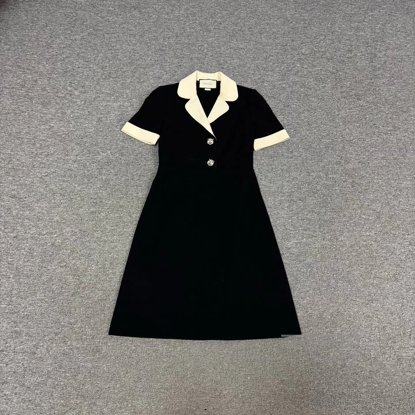 Gucci Guicci Black and white contrast color Waisted dress| Size S / US 4 / IT 40 - 1 Thumbnail