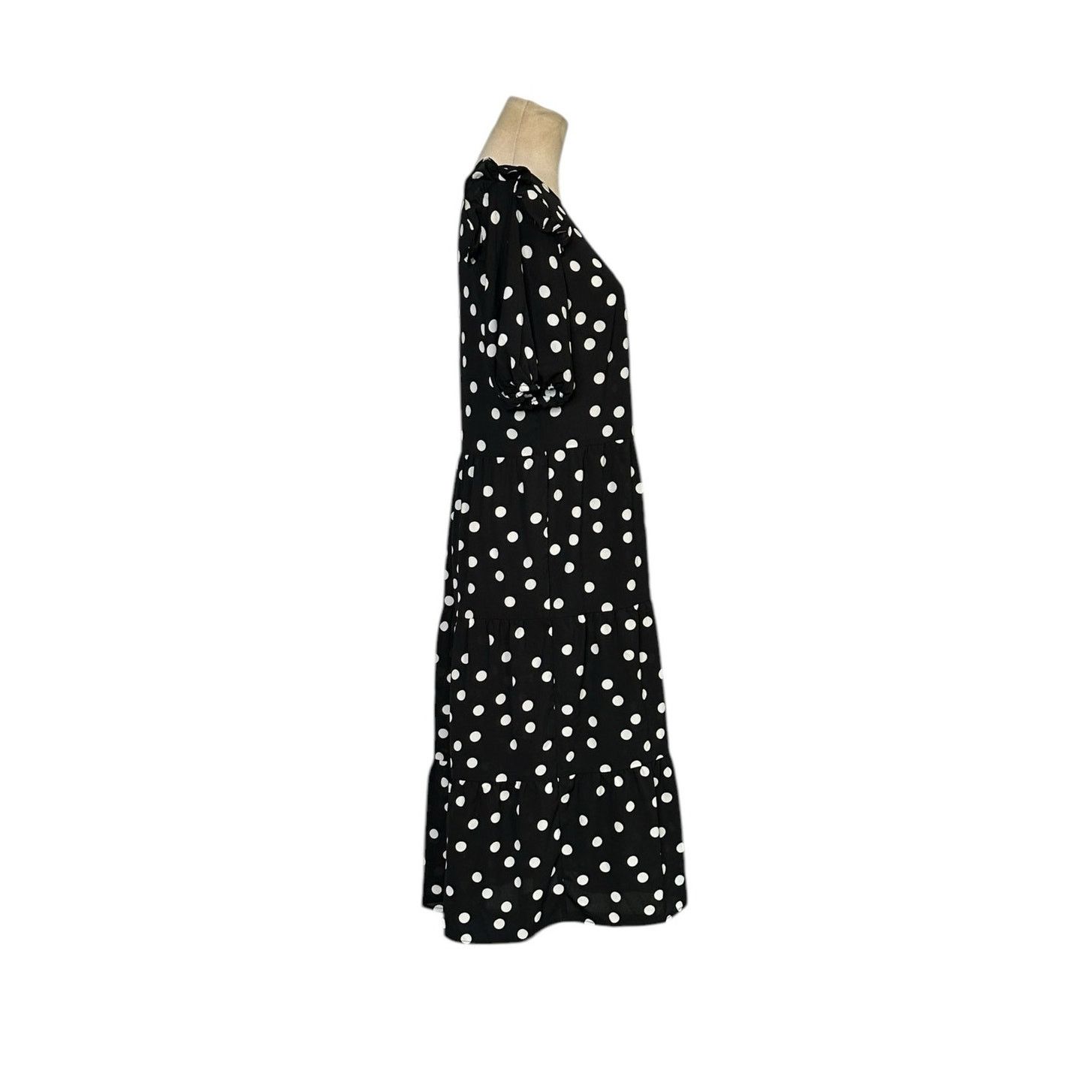 H&M H&M Divided polka dots tiered midi dress size small Size S / US 4 / IT 40 - 7 Thumbnail