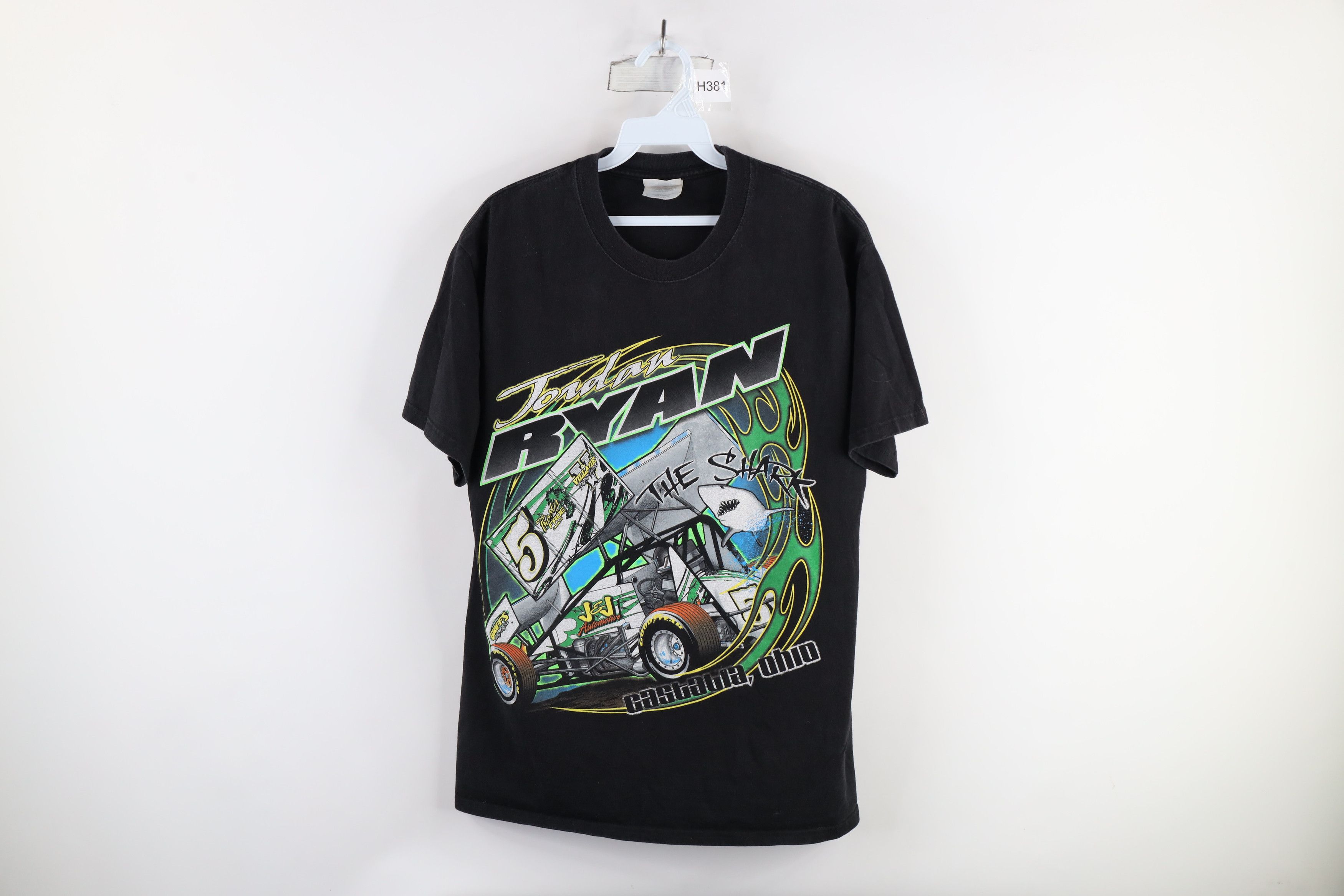 Vintage Vintage Y2K Streetwear Ryan The Shark Car Racing T-Shirt Size US M / EU 48-50 / 2 - 1 Thumbnail