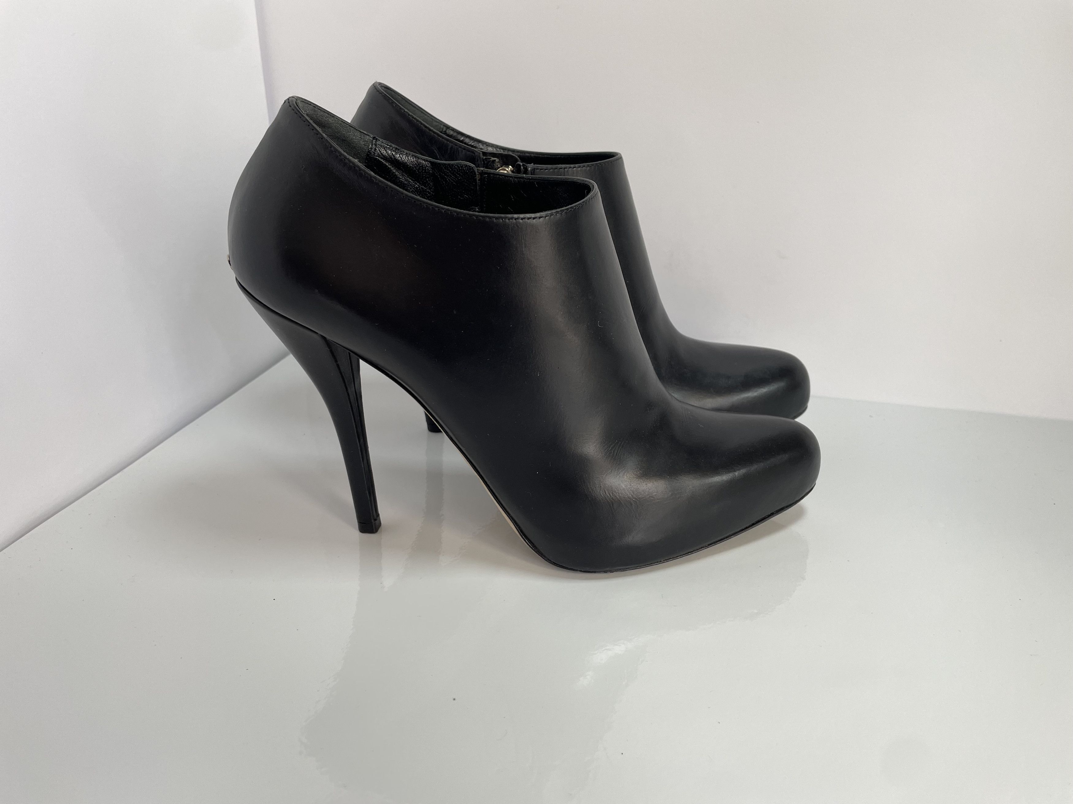 Dior Dior leather heels Size US 7.5 / IT 37.5 - 2 Thumbnail