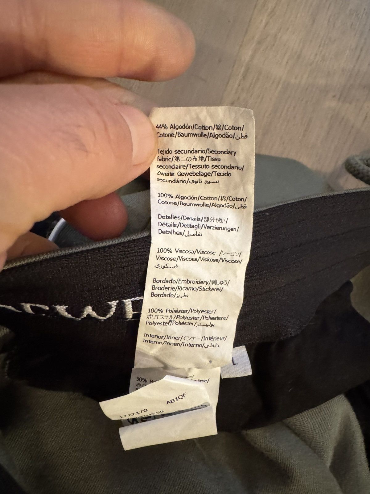 Loewe LOEWE joggers pants SEE REAL TAPE MEASUREMENTS IN PHOTOS Size US 31 - 16 Thumbnail