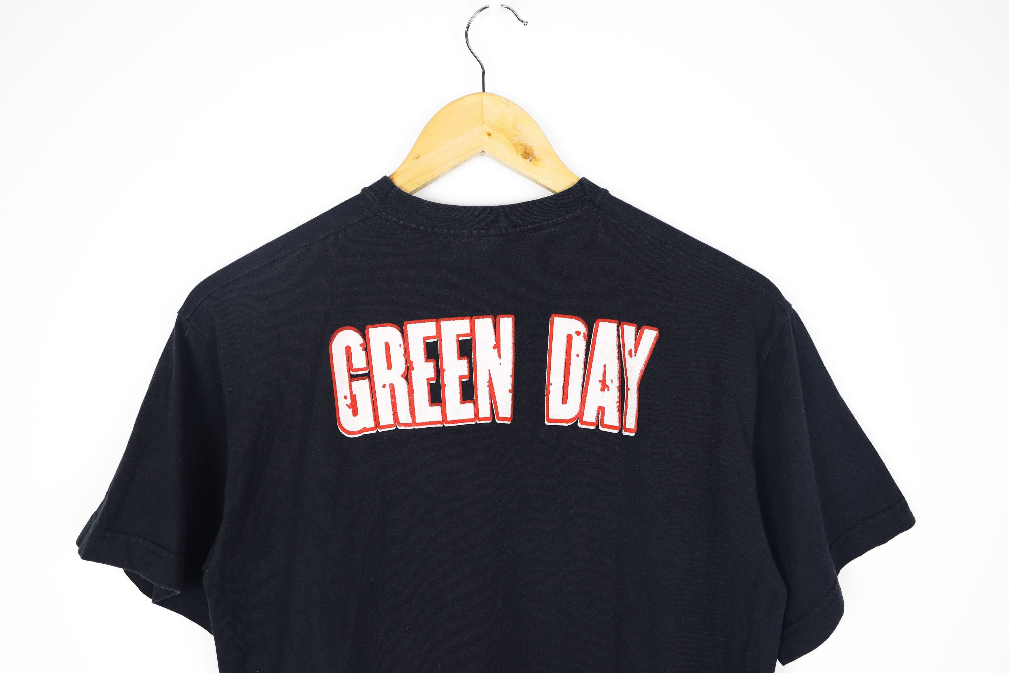 Band Tees × Vintage Vintage Green Day American Idiot Band Graphic Tee T-shirt Size US S / EU 44-46 / 1 - 13 Thumbnail
