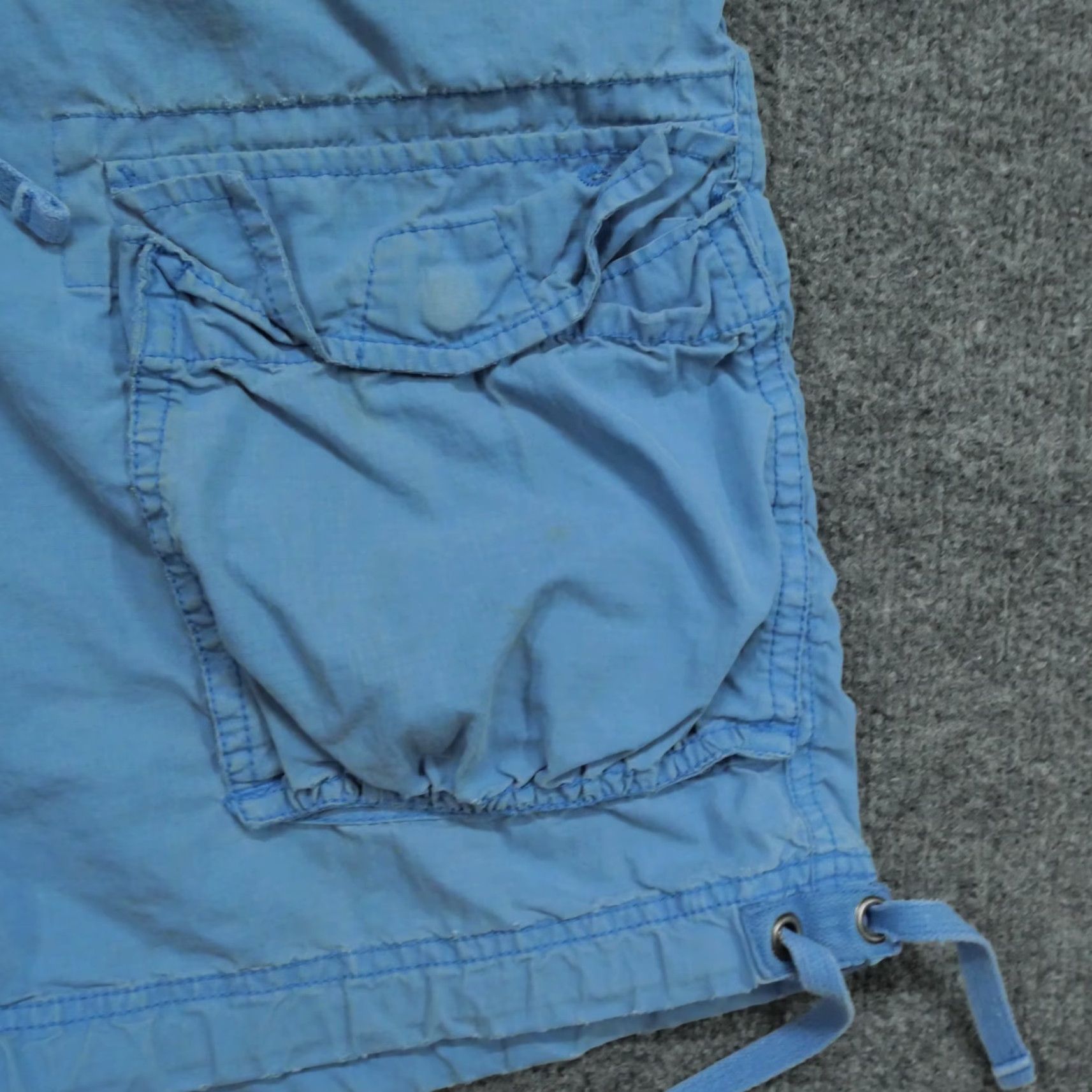 Gap VINTAGE Gap Shorts Mens Large 38 Blue Cargo Pockets Baggy Military Cinch Y2K Size US 38 / EU 54 - 4 Thumbnail
