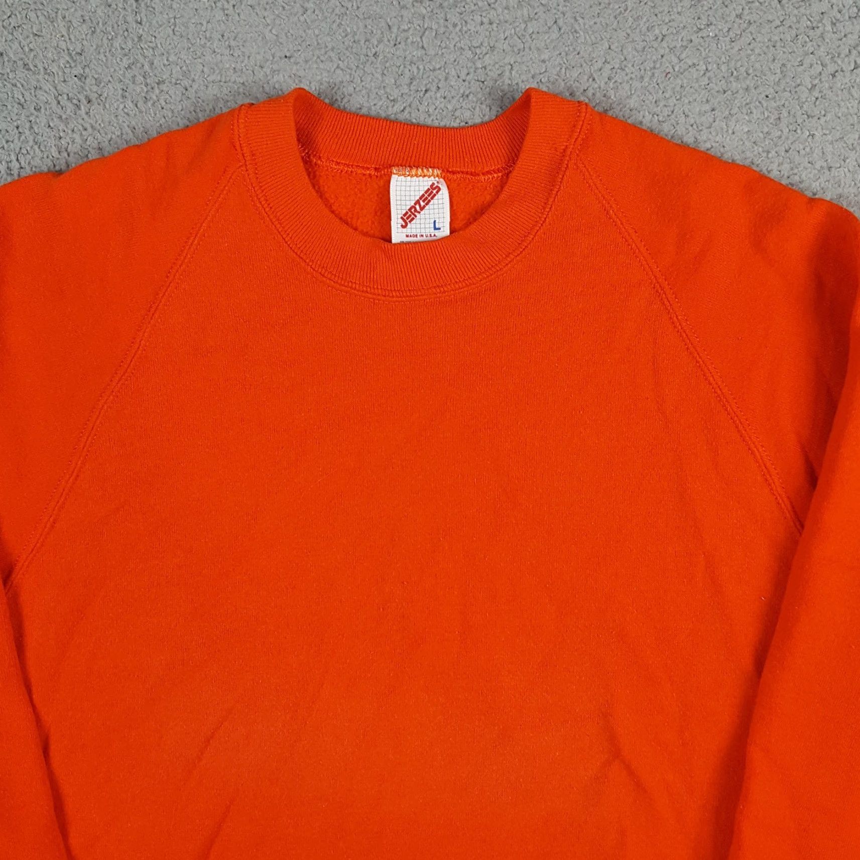 Jerzees VINTAGE Jerzees 90s Blaze Orange Fleece Hunting Sweatshirt Mens M Pullover Crewneck Sweatshirt Size US M / EU 48-50 / 2 - 2 Thumbnail