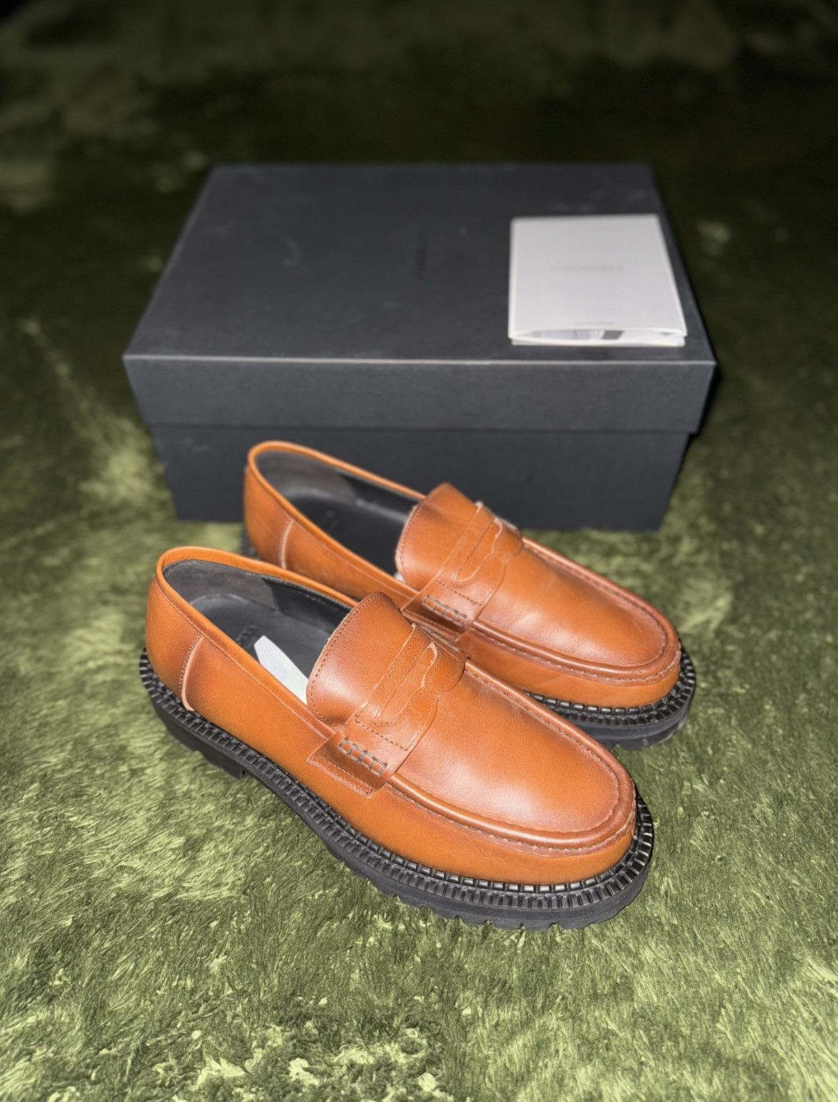 Japanese Brand [US9] Color Colla Vibram Sole Penny Loafers Brown Tan Size US 9 / EU 42 - 1 Thumbnail