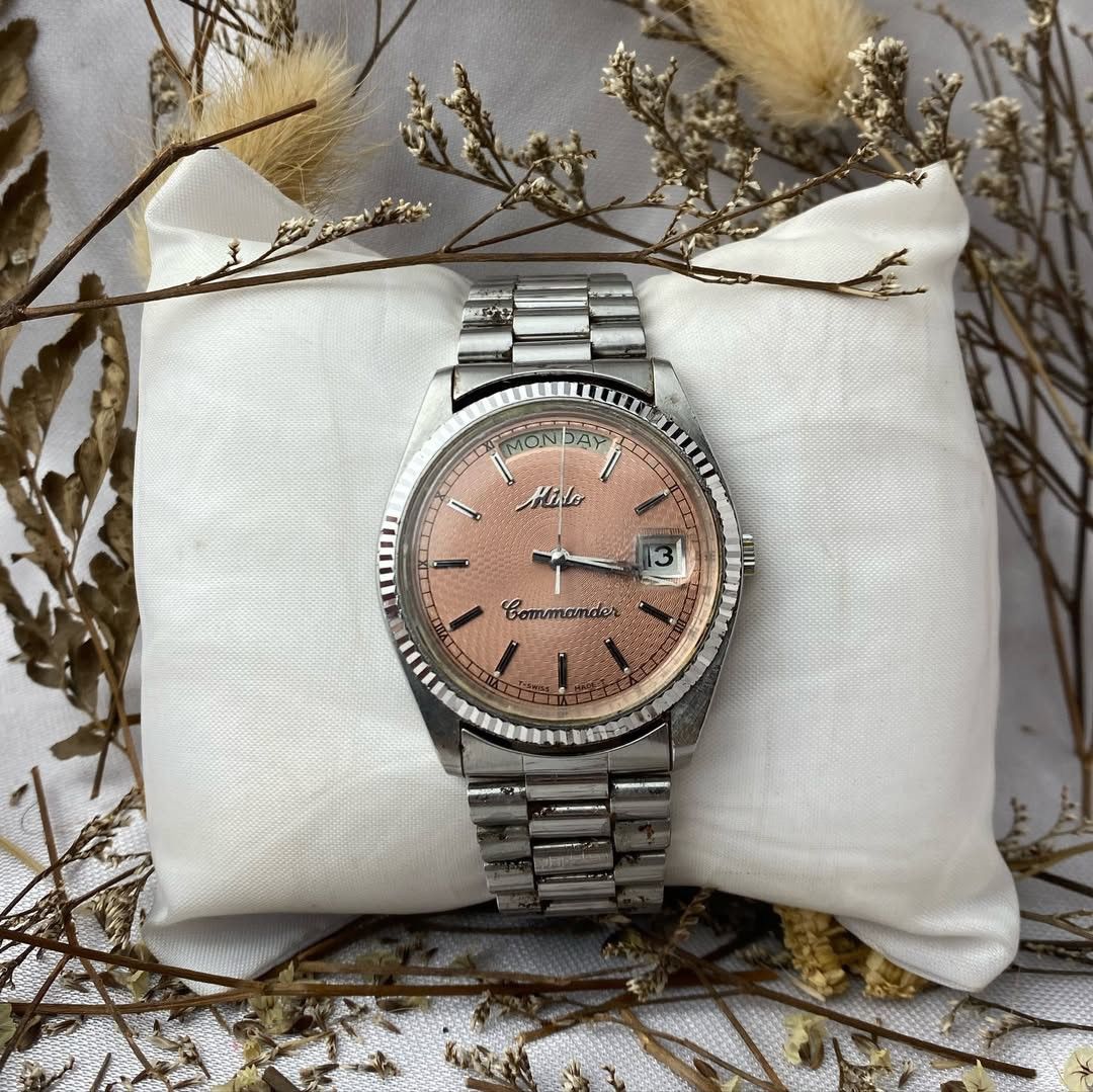 MIDO COMMANDER SALMON DIAL