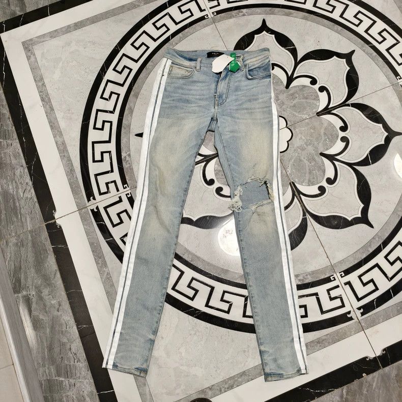 Amiri AMIRI 18SS Single Knee Distressed Jeans - dmc Size US 30 / EU 46 - 1 Thumbnail