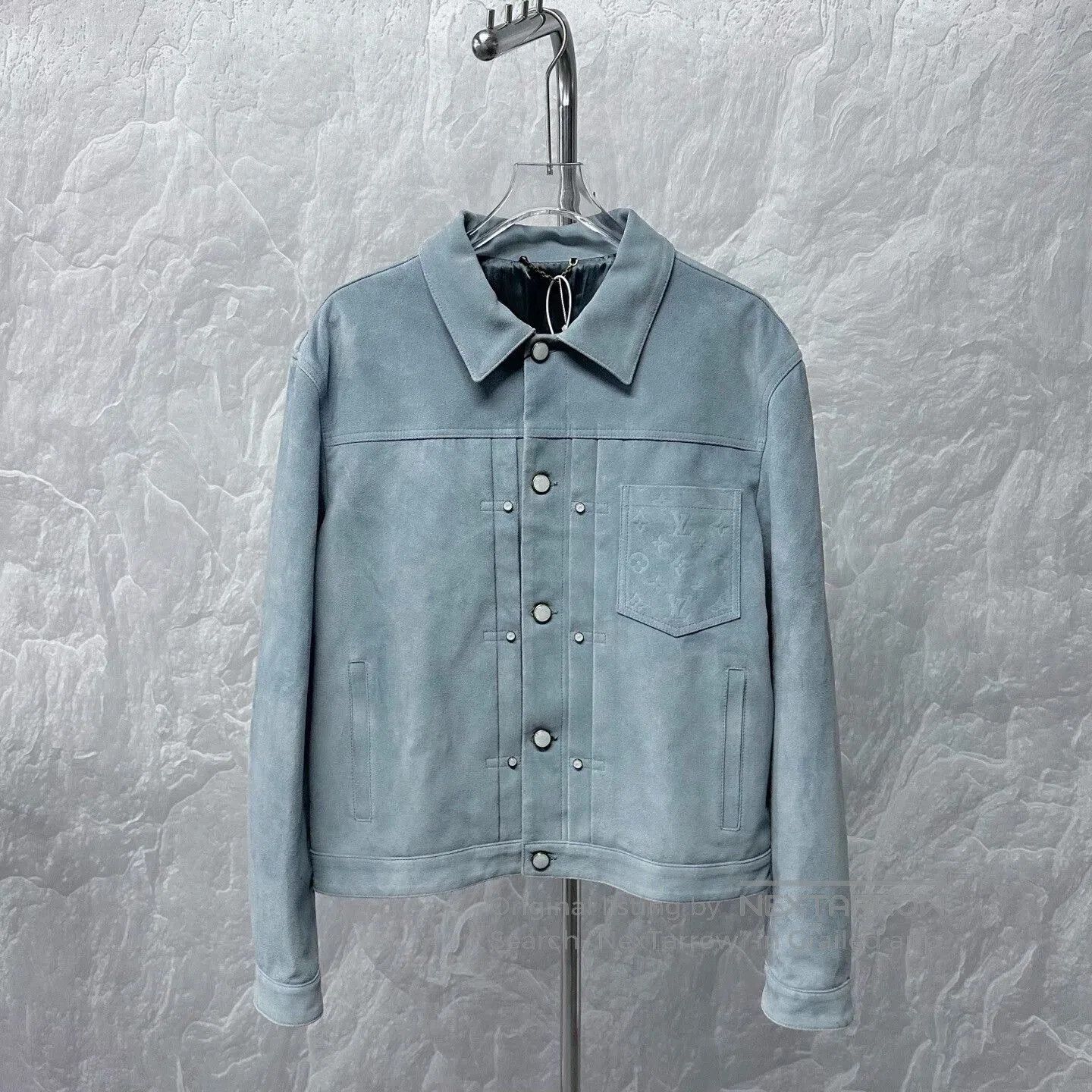 Louis Vuitton louis vuitton suede pocketed jacket in gray. Size US L / EU 52-54 / 3 - 1 Thumbnail