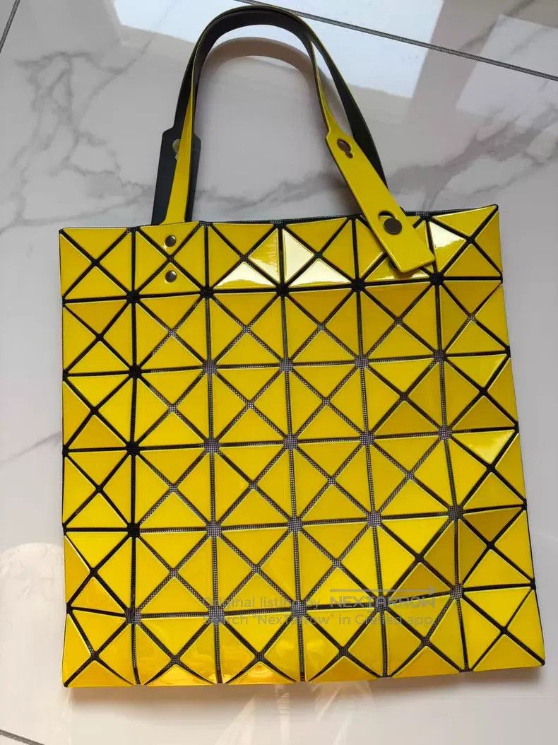 Issey Miyake Issey Miyake Yellow Handbag Size ONE SIZE - 1 Thumbnail